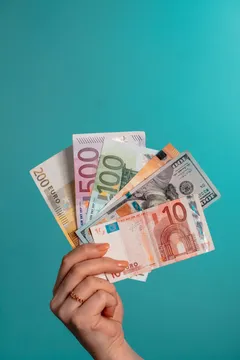 Preoccupazioni di Goldman Sachs sui Costi di Finanziamento