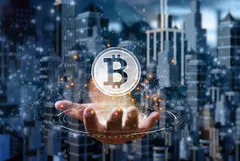 Bitcoin estende il rally con afflussi in ETF e previsioni rialziste