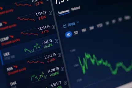 CAC 40: Forte calo per il CAC 40, risentendo del clima negativo generale.