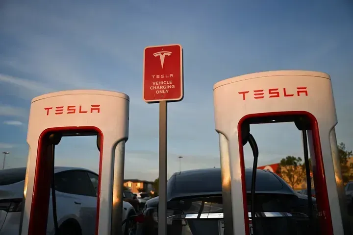 Tesla: la chiave del valore è la guida autonoma.