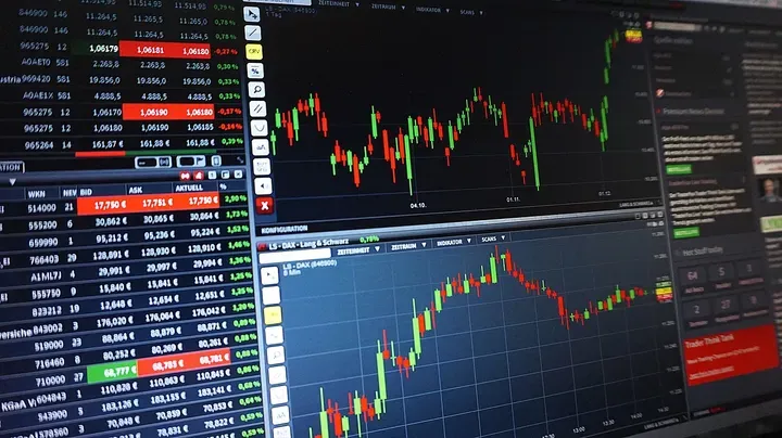 Borse europee in lieve ribasso in attesa del mercato statunitense