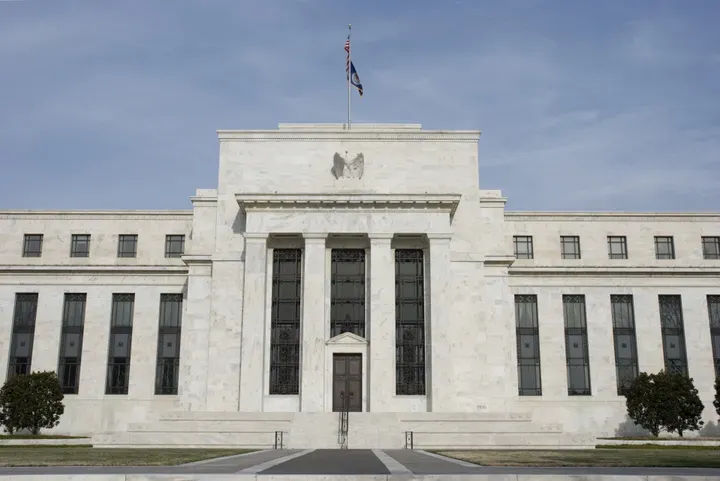 Harker della Fed Philadelphia: Possiamo mantenere tassi fermi