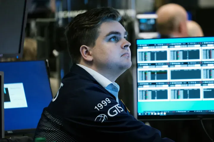 Futures in calo dopo 3 settimane consecutive di acquisti sulla borsa americana