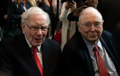 Charlie Munger, genio dell'investimento, muore a 99 anni