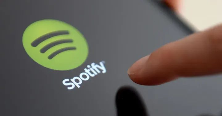 Spotify taglia il personale, licenzia il 17% degli impiegati