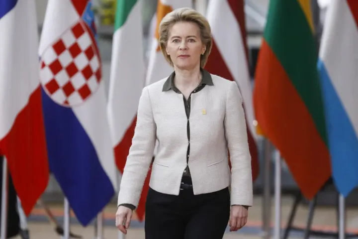 Ursula von der Leyen ritira proposta pesticidi: decisione su pesticidi revocata