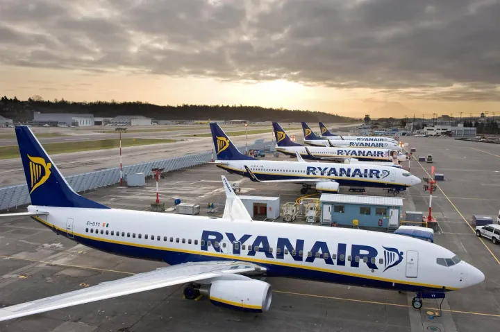 Ryanair rischia tagli voli estivi per ritardi Boeing