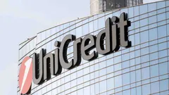 Nuovo massimo per UniCredit (+3%), dopo le trimestrali e la risposta ai timori su acquisizione Commerzbank