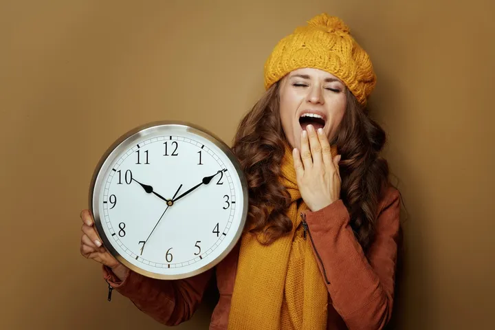 Ora legale 2025, quanto si risparmia davvero? Vantaggi e svantaggi del cambio ora del 30 marzo