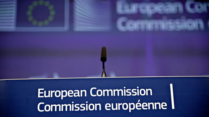 Commissione Europea: nuove norme per sostenere progetti di difesa