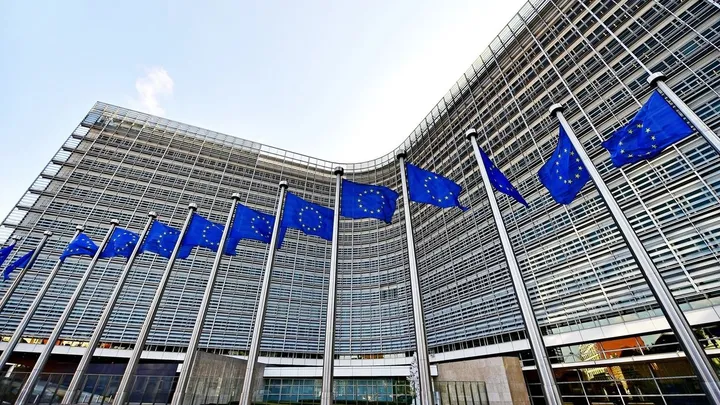 Commissione Europea: 2,3 miliardi di euro di aiuti umanitari