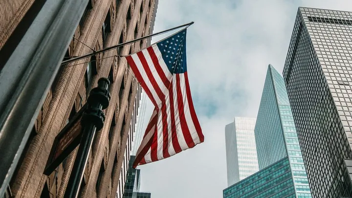 USA: Wall Street apre con il botto con S&P 500 e Nasdaq su nuovi record