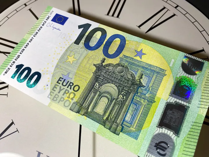 Ex Bonus Renzi luglio 2025, date di pagamento INPS: quando arriva su Naspi e in busta paga