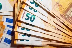 Bonus badanti e Bonus baby sitter 2025, fino a 600 euro per le famiglie: a chi spetta, requisiti e come fare domanda