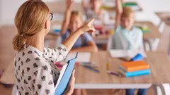 Carta del Docente 2025-2026, l’importo scenderà sotto i 500 euro: ecco cosa cambia da settembre