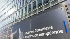 Commissione Europea: rapporto su produzione plastica, rifiuti e riciclo