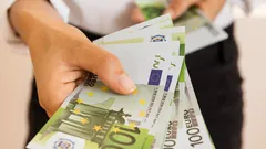 Stipendi NoiPA ottobre 2025, nuova data per l’emissione ordinaria: ecco come cambia il calendario