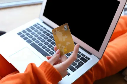 Bonifici istantanei, nuove regole dal 9 ottobre: cos'è e come funziona il Verification of Payee