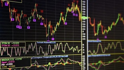 Finanza e Mercati: future incerti, apertura Borse prevista poco mossa, altro record per l'oro