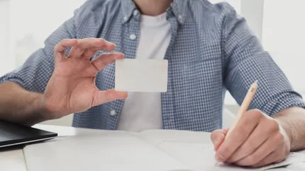 Carta del Docente 2025, nuove regole per acquisto di tablet e trasporti: ecco cosa cambia