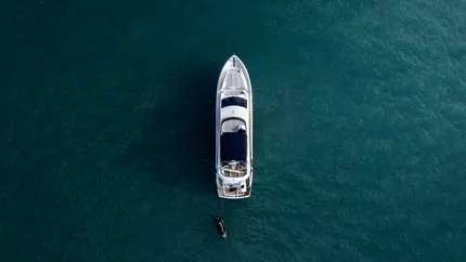 Piero Ferrari e l’OPA su Ferretti: La mossa strategica che ridefinisce il mercato degli yacht di lusso