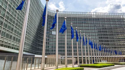 Commissione Europea: nuove norme su reportistica mercati energia