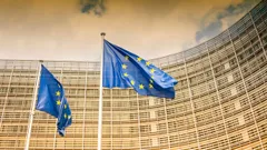 Commissione Europea: nel 2026 meno crescita e più inflazione