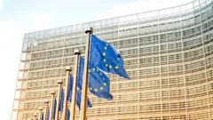Commissione Europea e BEI: 2,5 miliardi di euro per l'energia pulita