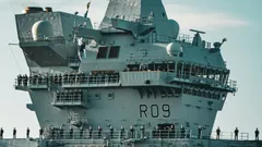 Difesa italiana in accelerazione: Fincantieri vola +12% con quattro acquisizioni nel subacqueo, Leonardo +4% grazie al contratto GCAP