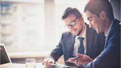 Generali utili in crescita e riacquisto azioni proprie per 500 milioni