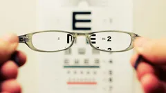 EssilorLuxottica, si dimette Leonardo Maria Del Vecchio: fine di un capitolo per Ray-Ban.
