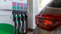 Caro carburanti, nuova proroga fino al 10 settembre e taglio accise sul gasolio: ecco tutti gli aiuti